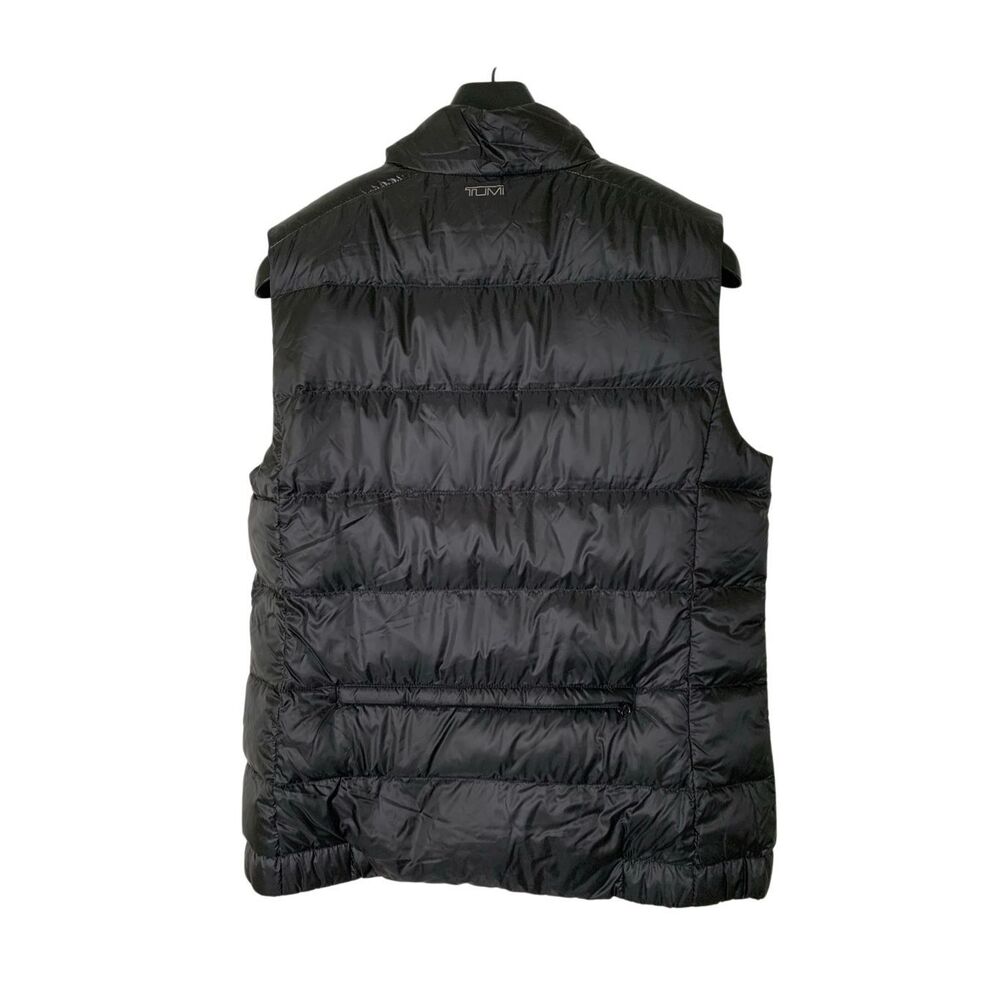 TUMI Pax Women's vest puffer down black size large NEW WITH TAGS - Picture 2 of 7